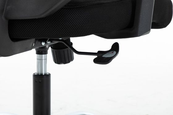 Arbeiten Sie mühelos mit diesem verstellbaren Rückenstütz- und Kopfstütznetz-Schwenkbürostuhl
