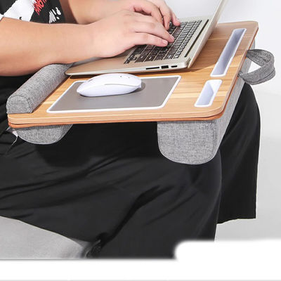 Polsterter Laptop-Arbeitsfach und Spieltisch Einstellbarer Rahmen 1100-1800mm für das Home Office