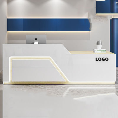 Salon Rezeption Schreibtisch Einkaufszentrum Shop Display Counter Pedestal Für OEM ODM Einsatzszenarien