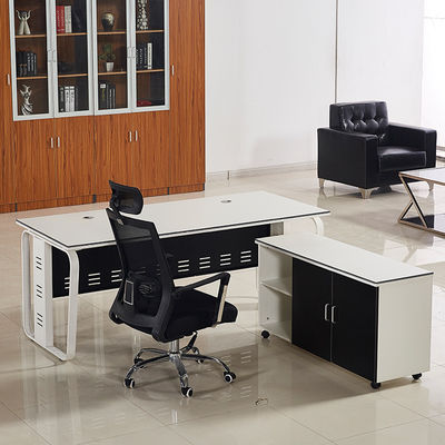 Umweltfreundliche Büromöbel Freistehender Executive Computer Desk für Zuhause und Unternehmen