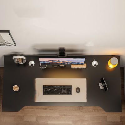 Erstellen Sie den perfekten Arbeits- und Spielraum mit dem modernen Design-Stil RGB Gaming Desk