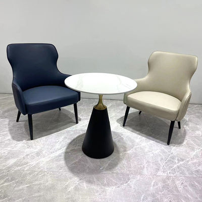Möbel für den Sitzungsraum im Empfangsbereich mit einfachem Business-Tisch und -Sessel