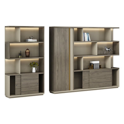 Moderne Büroausstattung aus Holz