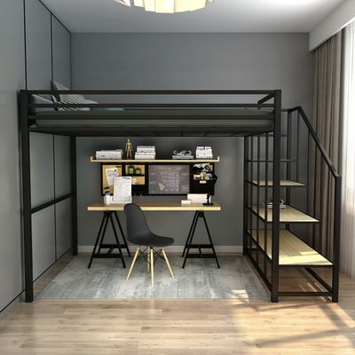 Doppelbett mit Metallrahmen und Space Capsule Hotel Bett Schrank