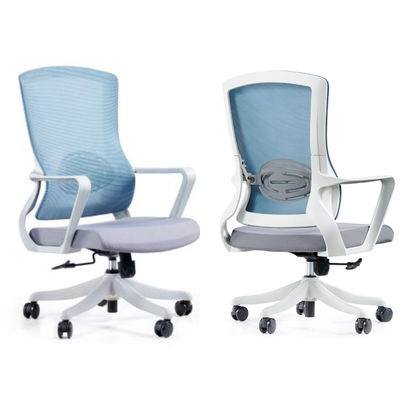 Ergonomischer Bürostuhl aus Aluminium mit Fußstütze für modernen Stil
