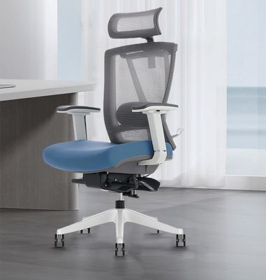 Moderne blau-schwarze Executive Schwenk-Büro-Task Chair für ergonomische Arbeitsplatz