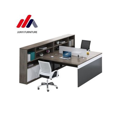 Büroarbeitsplatz im modernen Stil mit offenem Modulardesign und MFC-Material